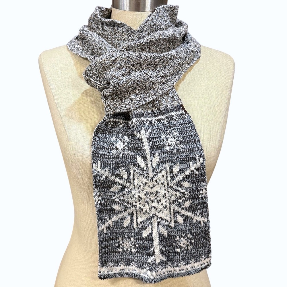 NEW Green3 OS Grey Snowflake Nordic Scarf Knit Recycled Cotton USA Winter Fall